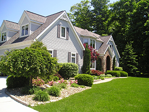 Landscapers and Lawncare Services in Leesburg, IN
